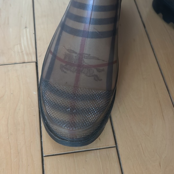 Burberry Rubber Rain Boots House Check Pattern Size 8.5 US/40 Euro/6.5 UK - Picture 3 of 10